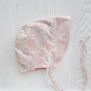 Baby Bonnet, Pink Baby Girl Sun Bonnet, Reversible Bonnet, Baby Linen Bonnet, Baby Hat, Girl Baby Sunhat, Baby flower bonnet, Linen Sunhat