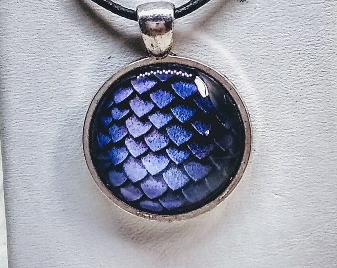 Large Lung Oceanic Green Elemental Dragon Scale Pendant