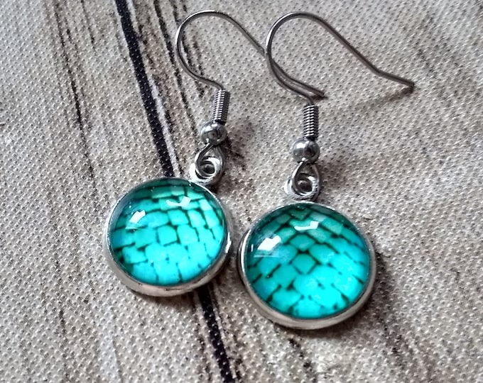 Dragon Scale Earrings - Dragon Scales - Turquoise Green Dragon Scales - Dragon Egg - Turquoise Green Earrings