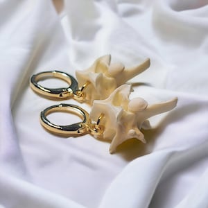 Single Rattlesnake Vertebrae Dangle Earrings