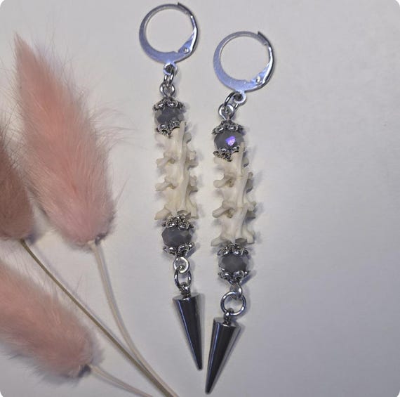THE ORIGINAL DESIGN - Victorian Inspired Rattlesnake Vertebrae Earring - Hallows Eve Oddity Jewelry
