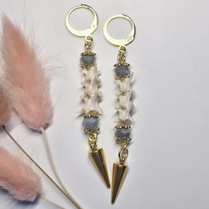 LE DESIGN ORIGINAL - Boucle d'oreille vertèbre de serpent à sonnette d'inspiration victorienne - The Oddity Dollhouse