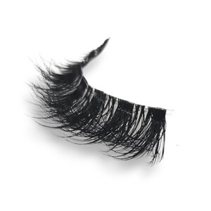 Hollow – 14MM Wispy Lashes | Haunted Doll Effect | Lightweight Synthetic Fibers | The Oddity Dollhouse image 2