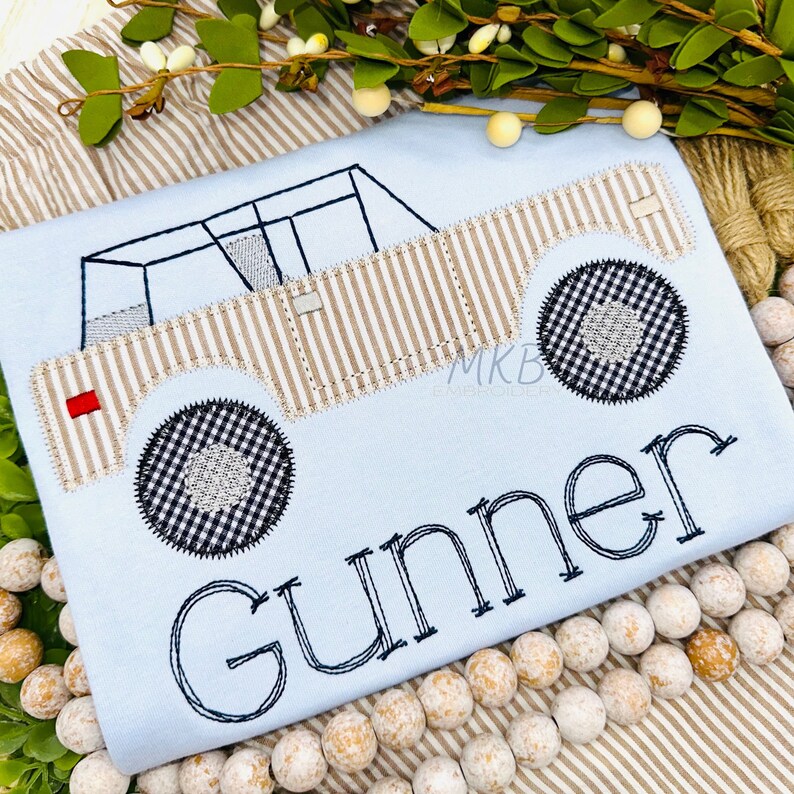 Vintage 4x4 Zig Zag Stitch Applique, off Road Truck, Classic Vehicle