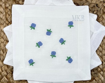 Hortênsias arranjadas para guardanapos de coquetel, design de bordado floral, arquivo de design de bordado à máquina em ponto cetim, bordado de primavera, noiva