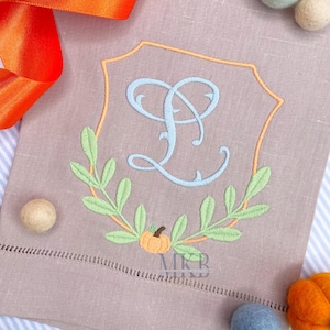 Pumpkin Laurel Crest Small, Pumpkin Embroidery, Cinderella Pumpkin, Fall Greenery Laurel, Satin Stitch Machine Embroidery Design File