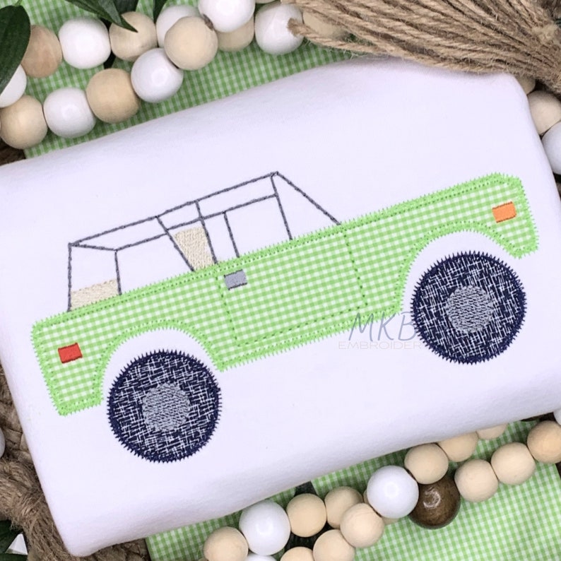 Vintage 4x4 Zig Zag Stitch Applique, off Road Truck, Classic Vehicle