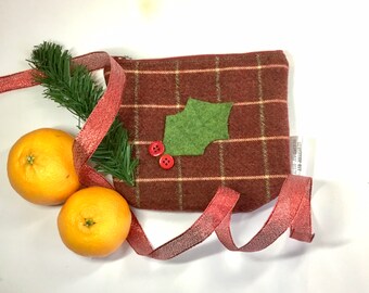 Wool check zipped purse, 100% wool coin pouch, red tartan, one-off handmade, holly leaf and berries, Christmas gift, holiday gift.