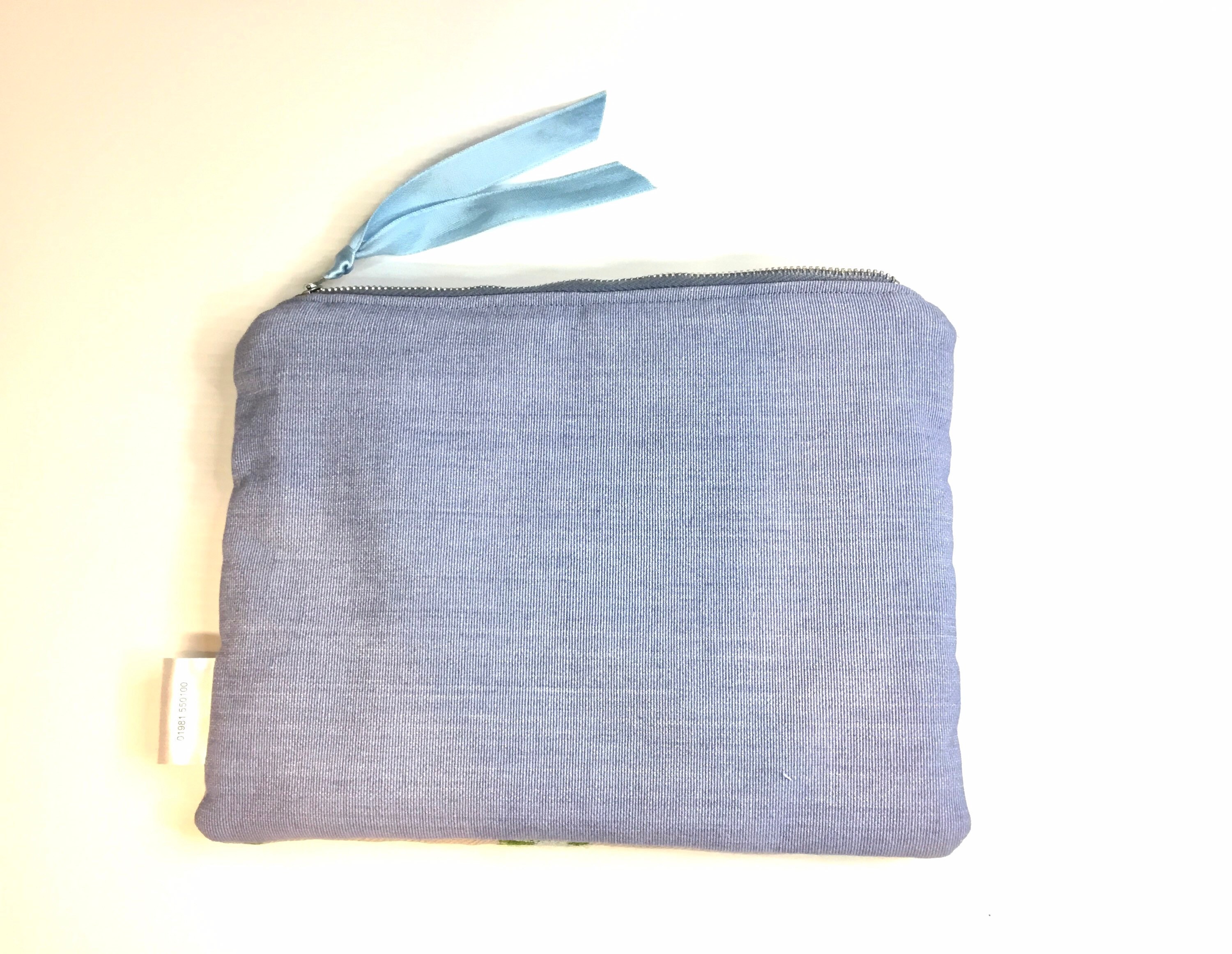 Linen Pouch in Out of Office