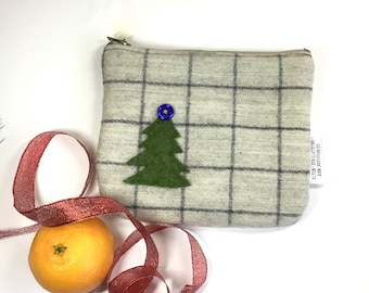 Small zip purse, tartan check wool pouch, 100% wool lined coin purse. Christmas tree, royal blue lining, christmas gift, gift for her.