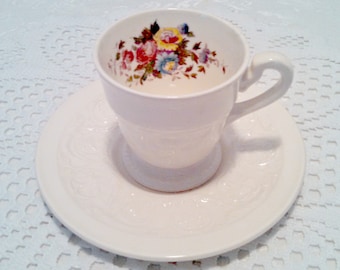 Vintage Wedgwood Tea Cup Set, Set of 8 "Swansea" Demitasse Cups and Saucers, Wedgwood Patrician, Espresso Cups, Mid Century, Circa 1950s