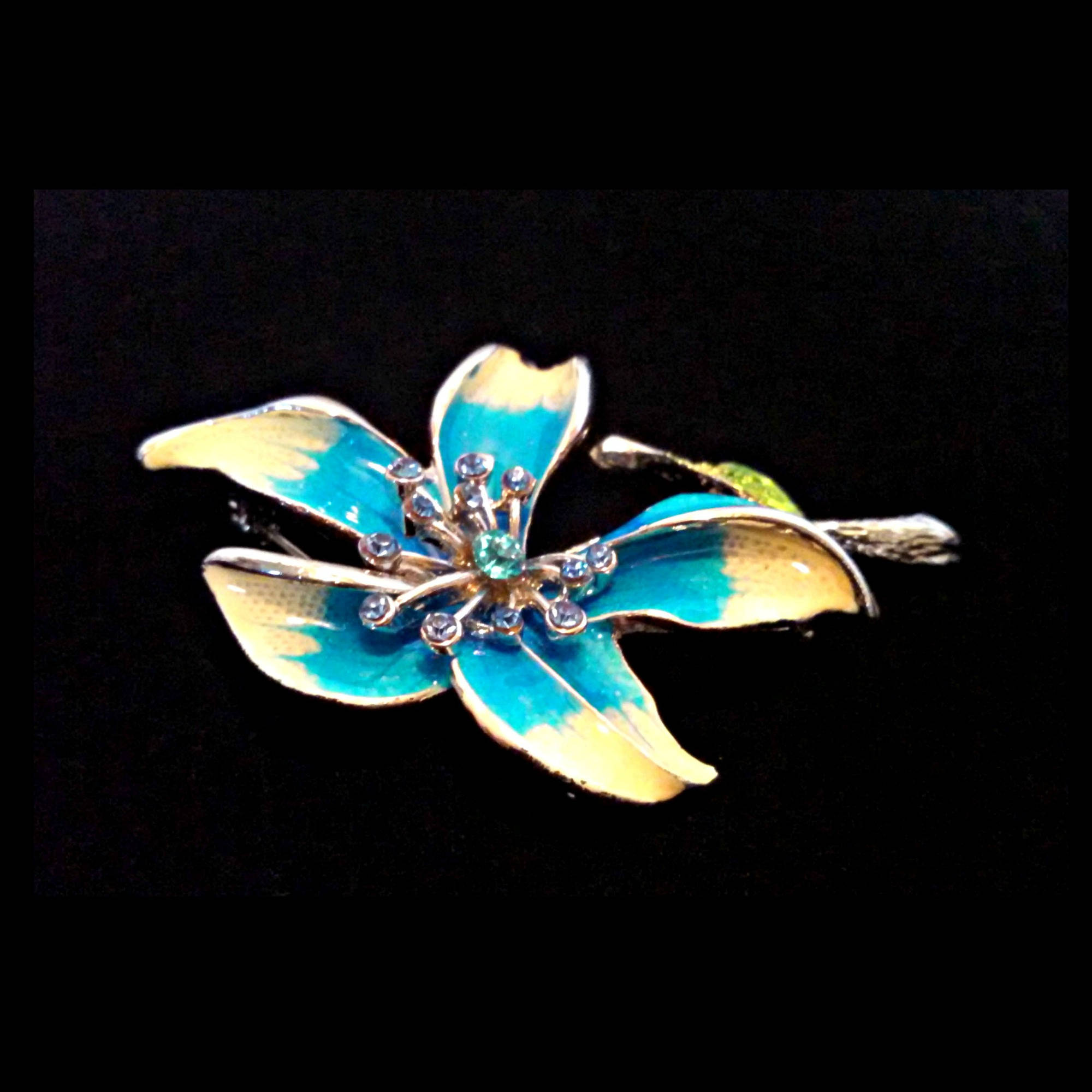 Vintage Flower Brooch Blue and White Enamel Flower Faux | Etsy