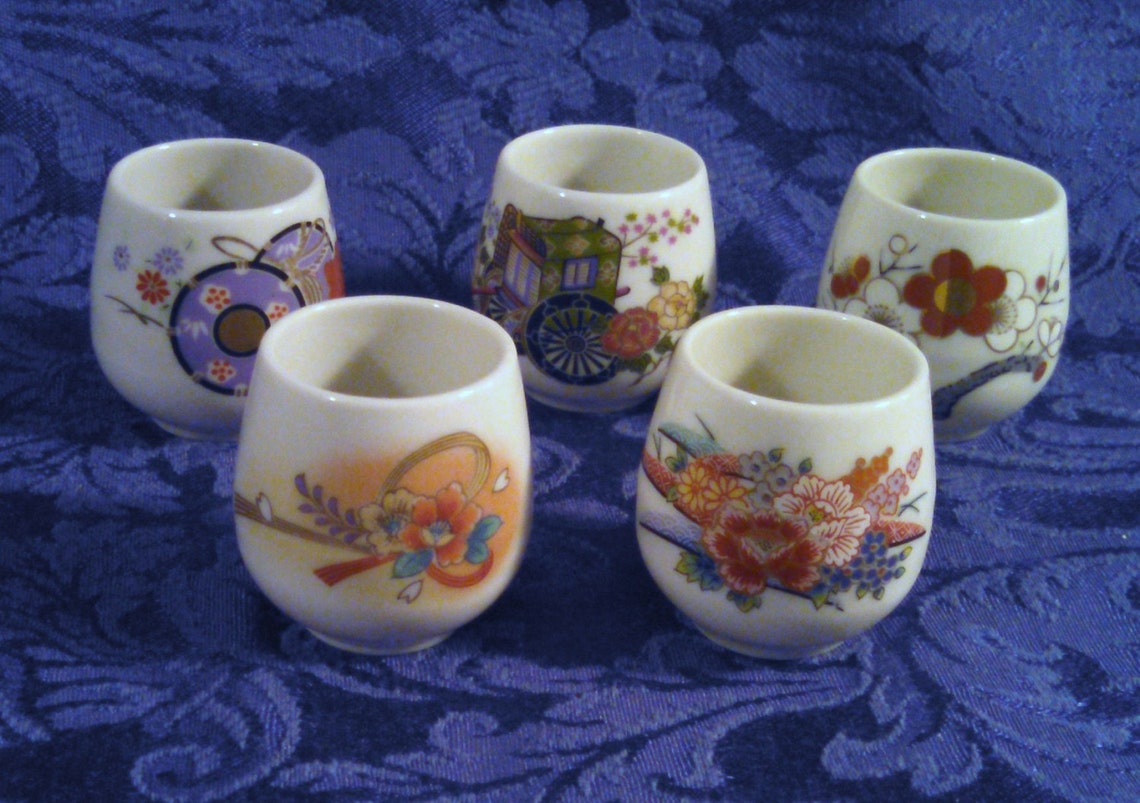 Vintage Japanese Porcelain Ochoko Sake Cups Set of 5 Floral Etsy