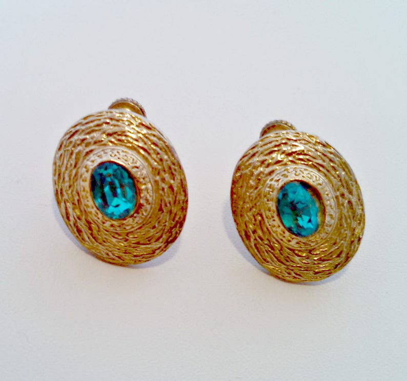 Vintage Earrings, Faux Aquamarine Rhinestone, Oval Screw Back Earrings, Gold Tone, Mid Century, Circa 1950s, Includes Gift Box image 6