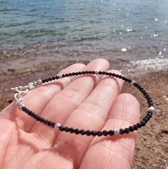 Black spinel bracelet – antiquajewelry