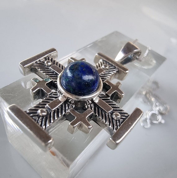 Ciondolo Croce Di Gerusalemme In Argento 925 Con Zirconi Azzurri | Gioiello Elegante E Spiritualità – Regalo Perfetto!