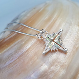 Collier étoile de Bethléem pouvant être ouvert en argent sterling avec opale blanche, pendentif croix avec opale, bijoux chrétiens, croix étoile