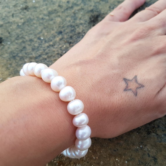 Big pearl deals bracelet