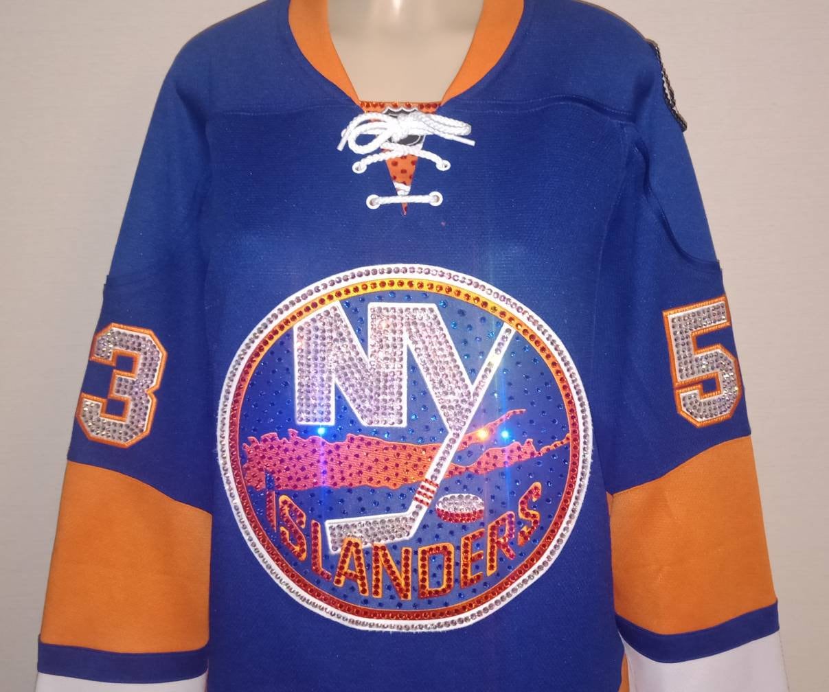 Vintage NHL x Bud Light New York Islanders T-Shirt - Size L – eKONIQ