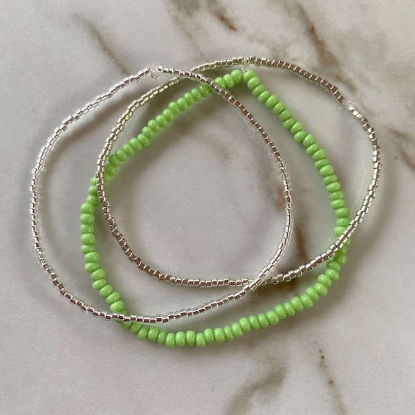 Set of 3 Seed Bead Bracelet, layering bracelets, petite bracelet, stacking bracelet, stretchy