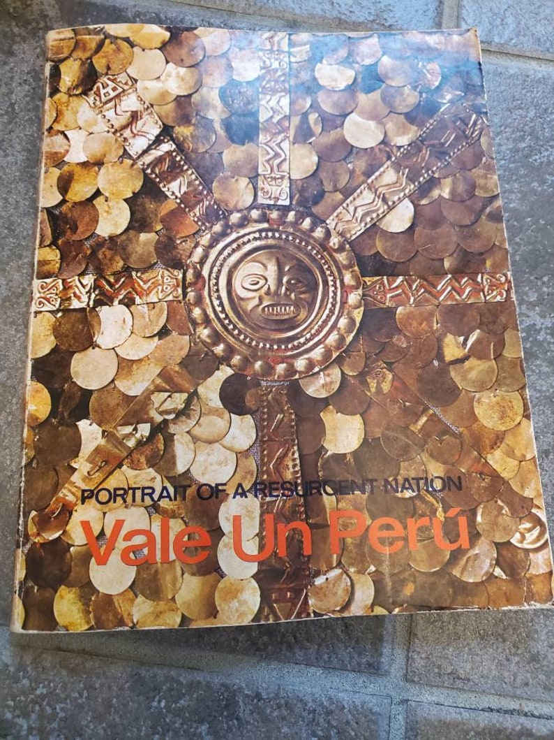 70s Peru book image 1