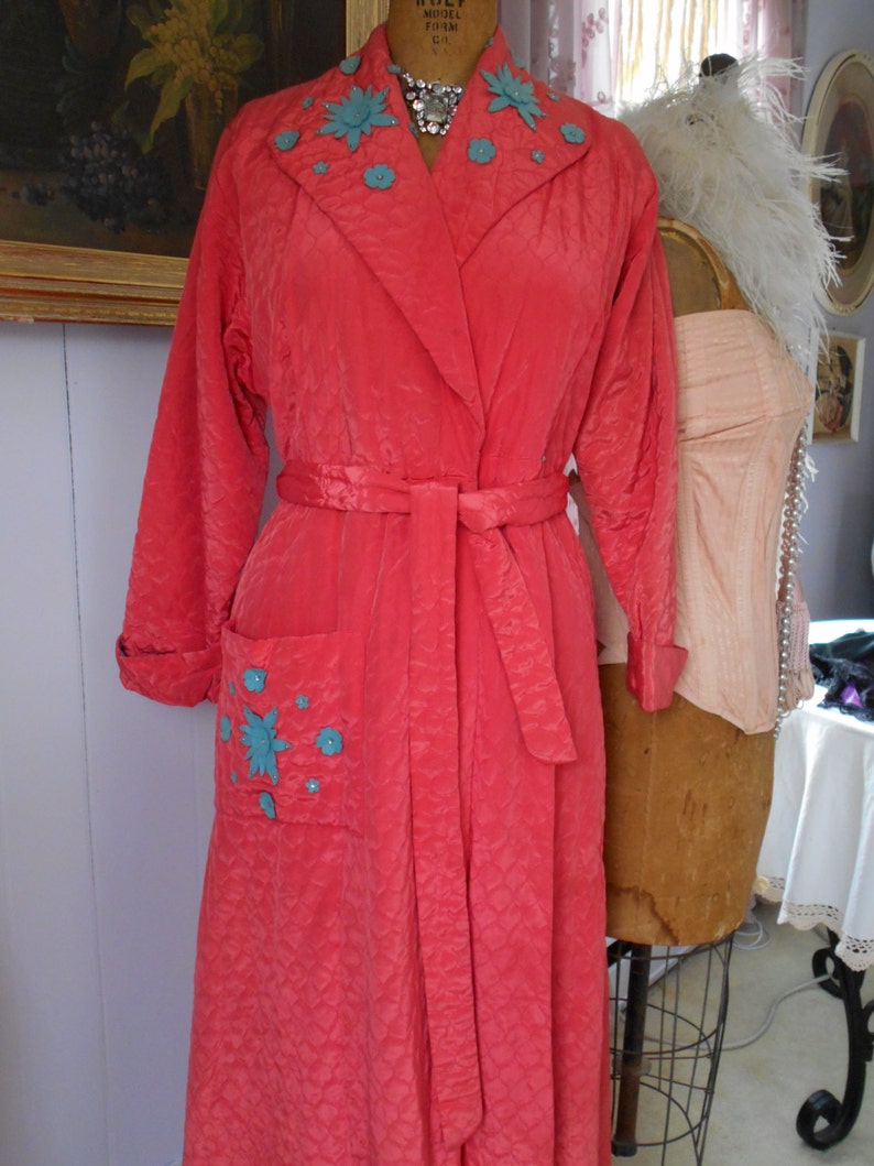 Glamorous 1940/'s CoralBlue Quilted Dressing Gown
