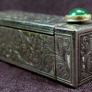 Vintage Italian silver engraved and jade pop up mirror lip stick holder