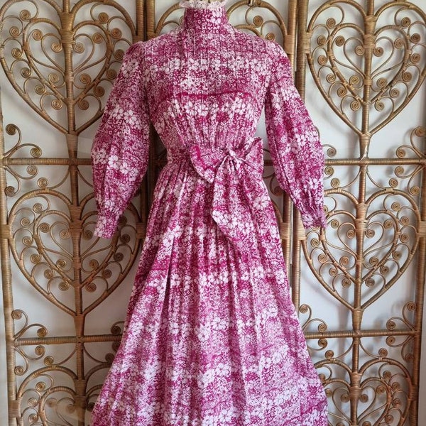 Vintage Roze bloemen Laura Ashley katoen gemaakt in Wales hippie prairie cottagecore vroege label jaren '60 jaren '70 midi maxi jurk S