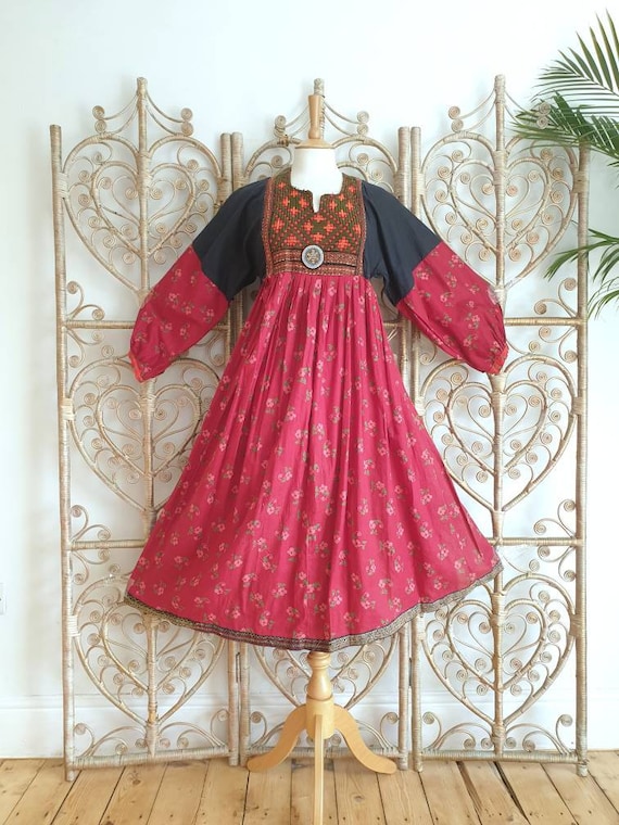 Vintage patchwork floral embroidered Cotton Afghan