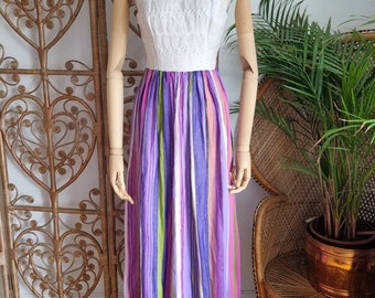 vintage blanc violet rose rayure broderie anglaise prairie coton cottagecore des années 70 maxi robe S