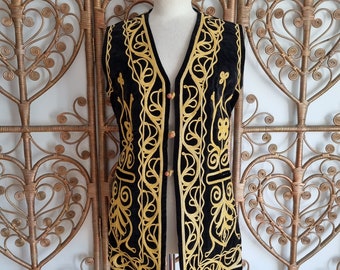 Chaleco vintage de terciopelo negro con bordados dorados, estilo años 70, talla M/L