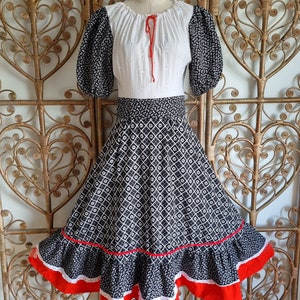 Vintage embroidery anglaise floral prairie cotton cottagecore 70s midi dress S