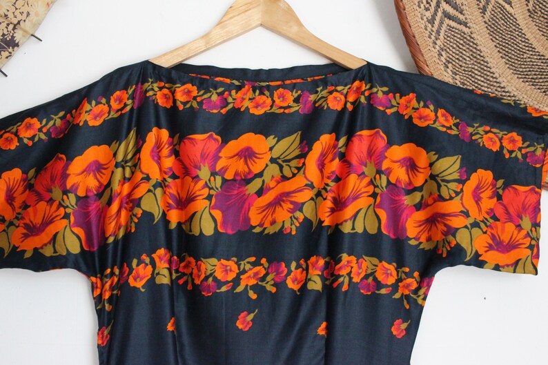 vintage black orange purple floral flower prairie Psychedelic kimono sleeves 70s folk gypsy hippy maxi boho dress M