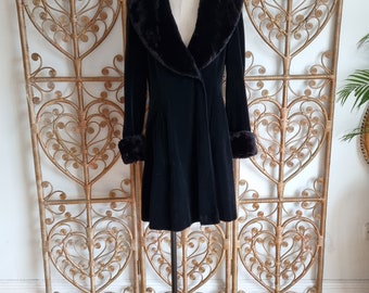 Vintage black velvet faux fur Wallis 90s 00s penny lane coat jacket S/M