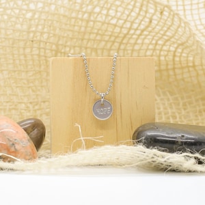Hope Tiny Necklace