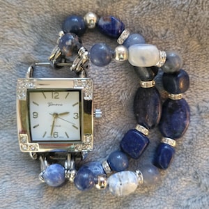 Women&#39;s lapis lazuli stretch interchangeable watch bracelet with square white watch face