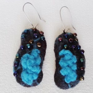 Felted earrings &quot;Bitter Chokolate&quot; Felted earrings Wool earrings Brown turquoise earrings Wife gift Girlfriend gift Felt beaded earrings