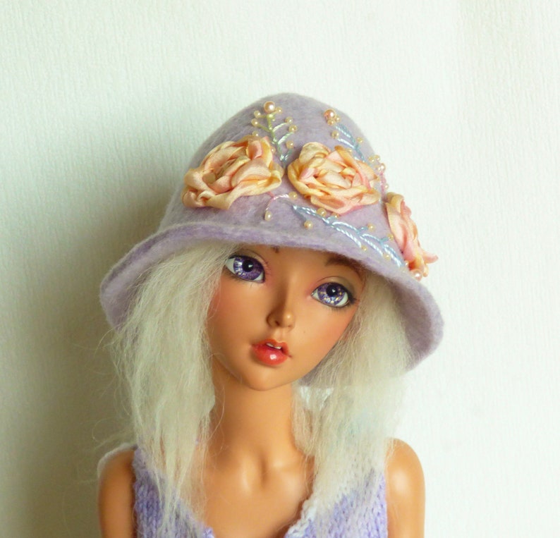 Felted hat size 8-9 for Feeple60, Kaye Wiggs, Smart doll, Dollfie and dolls 1/3 SD format SD hat BJD Embroidered hat Feeple60 clothes image 1