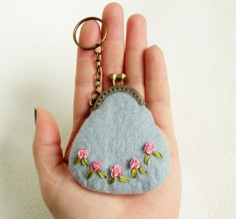 Tiny felted coin purse keychain Embroidery flower silk ribbon Bag pendant Wife gift Girlfriend gift Coin purse clasp Stylish women accessory