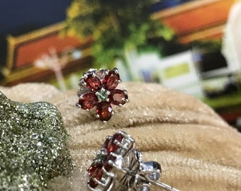 Aretes de rubí
