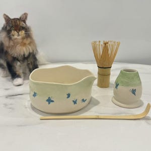 Handmade Butterfly Matcha Bowl Set: Personalized Ceramic Tea Ceremony
