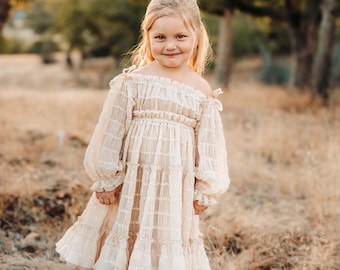 Robe de première communion en mousseline de soie, Robe de demoiselle d'honneur junior, Robe de demoiselle d'honneur, Robe de fille en dentelle, Robe de petite fille pour séance photo de famille - Lily