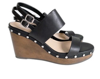 Bleecker and Bond Womens Leather Wedge Black Studded Platform Sandra Size 8