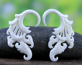 4G Real Gauge Bone Earrings, Hand Carved Ear Stretcher 5mm