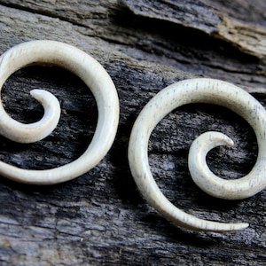 6G Ohrringe geschnitzt Holz Spirale Gauge Körperschmuck 5mm