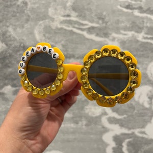 Queen Bee Kids Sunglasses