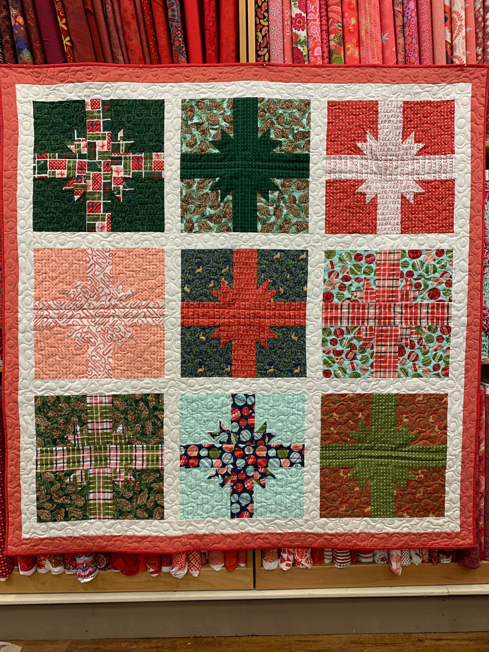 Boxes and Bows Christmas Quilt Etsy