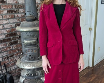 70s vintage red velvet two piece suit / maroon jacket blazer maxi skirt matching set / mod retro glam costume hipster boho / button up M L