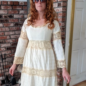 70s vintage bohemian wedding dress / boho hippie festival maxi gown / textured cotton woven lace / retro costume bell sleeve empire waist M
