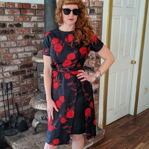 50s vintage black red roses silk dress / mid century floral cocktail pencil wiggle dress / Hollywood retro pin up rockabilly glam / S M 9
